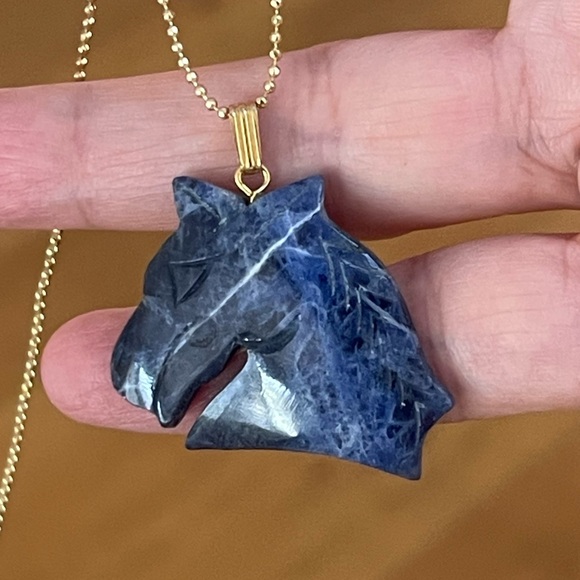 Vintage Jewelry - Carved natural sodalite horse pendant & 18K gold plated chain